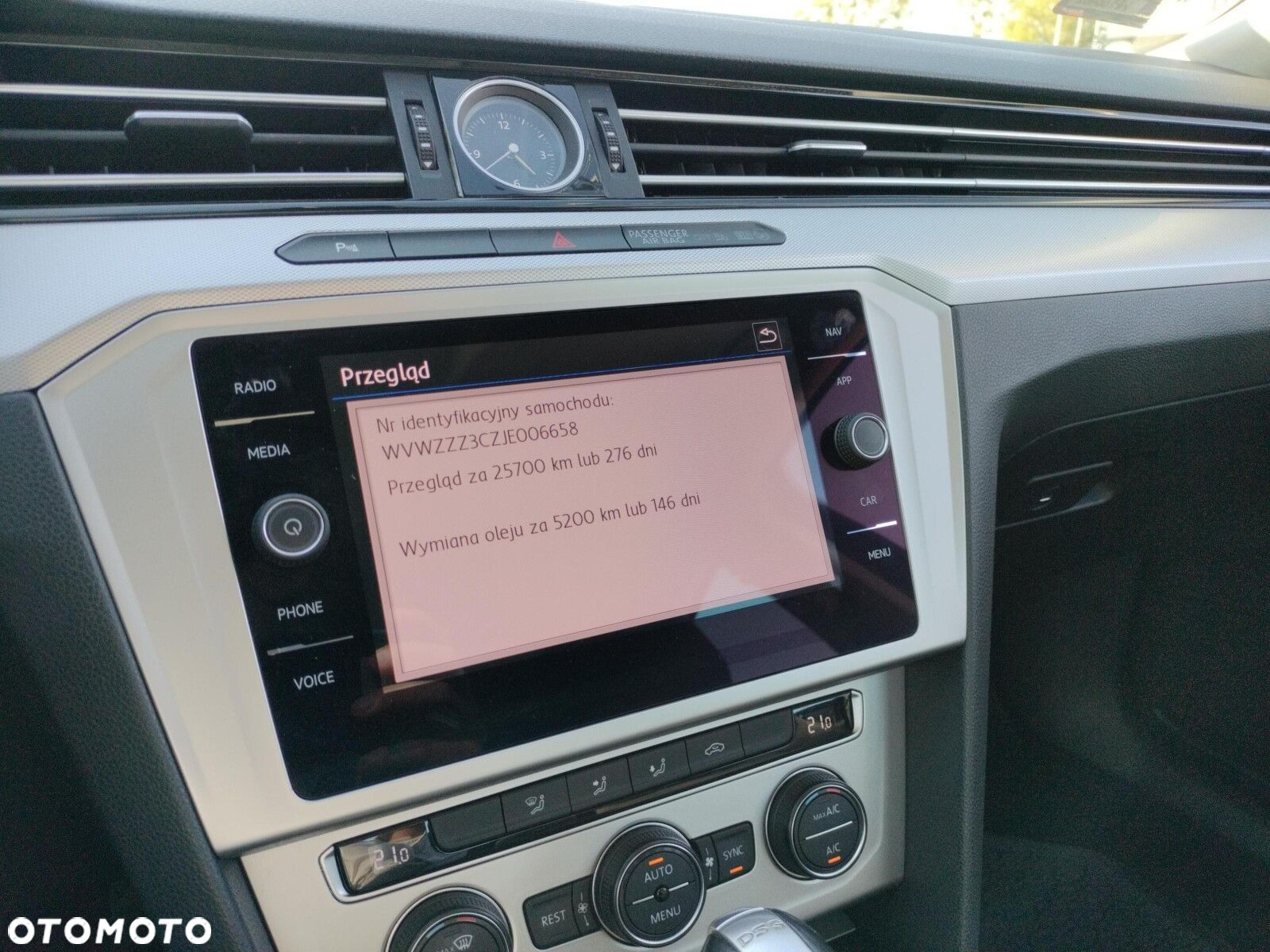 Volkswagen Passat 1.8 TSI BMT Comfortline DSG - 24