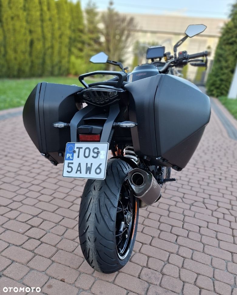 KTM Super Duke - 4