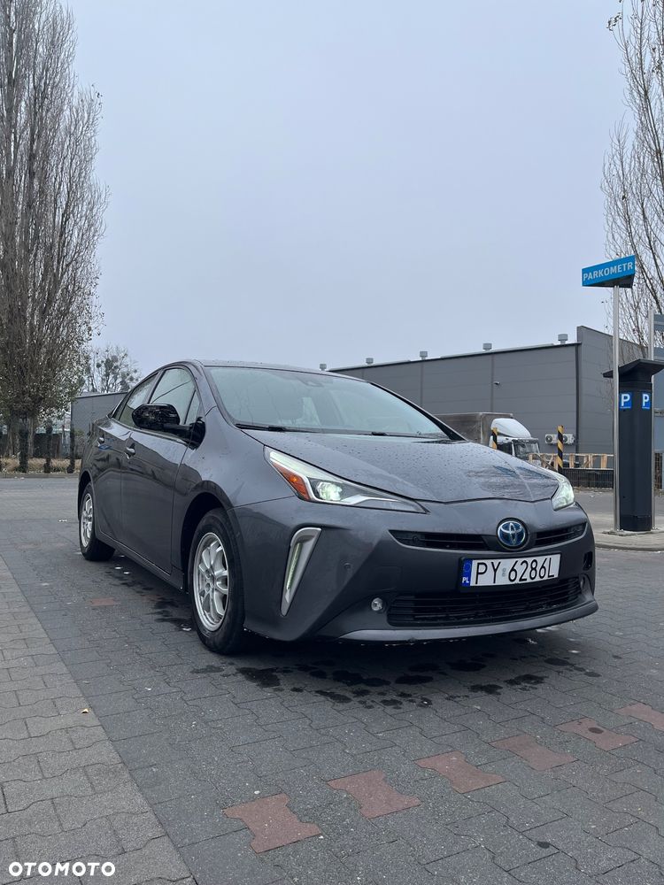 Toyota Prius Hybrid - 24
