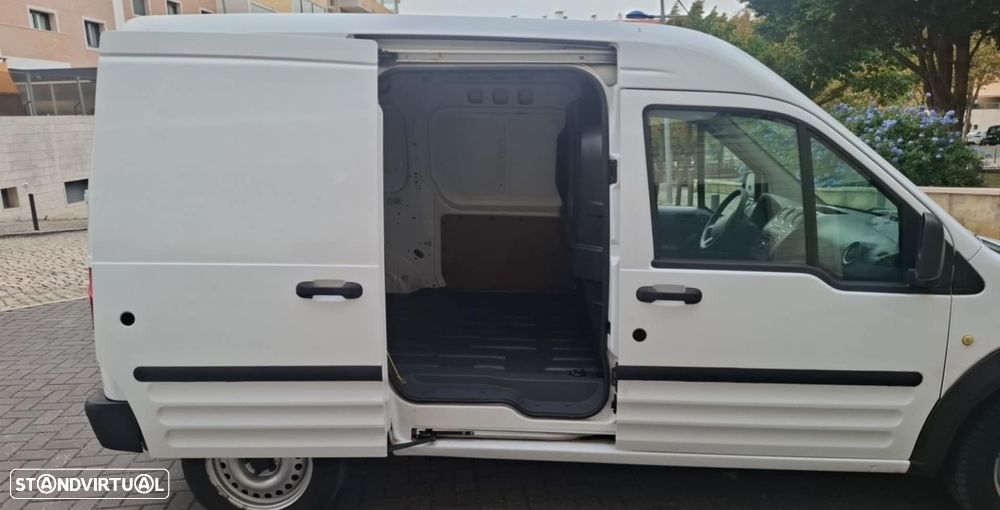 Ford CONNECT 1.8 TDCI - 8