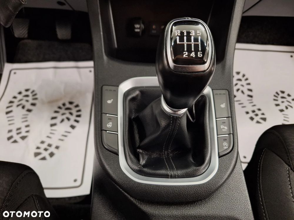 Hyundai i30 1.4 T-GDI Premiere Luxury - 33