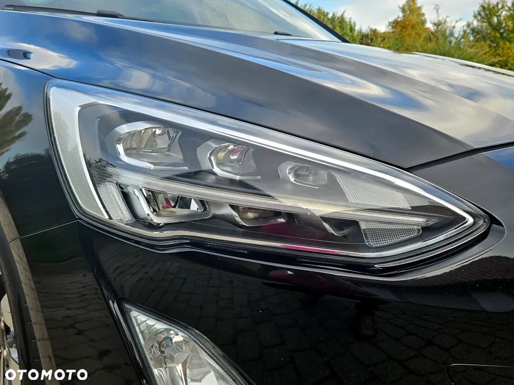 Ford Focus Turnier 1.5 EcoBlue Start-Stopp-System TITANIUM - 33