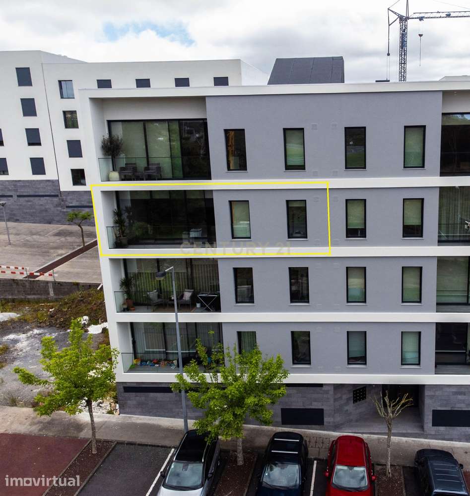 Apartamento T2 - Totalmente Mobilado e Equipado | Lagoa - Grande imagem: 2/26
