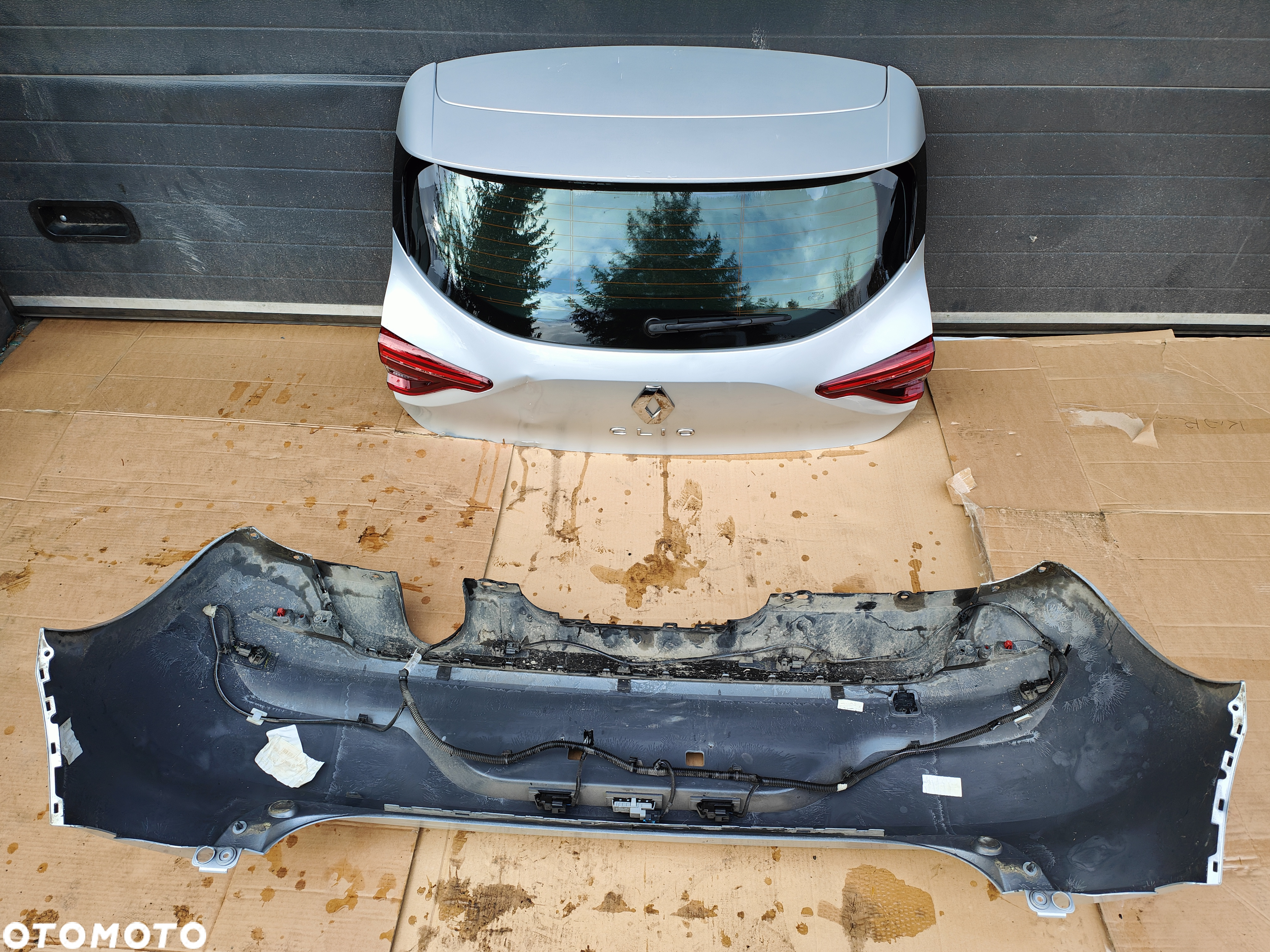 Zderzak tylny Renault Clio V 6 PDC srebrny Ted 69 - 2