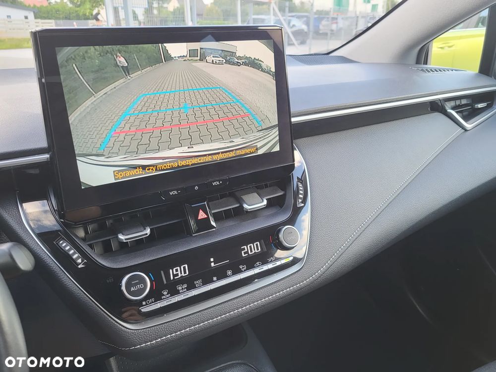 Toyota Corolla 1.5 Comfort - 18