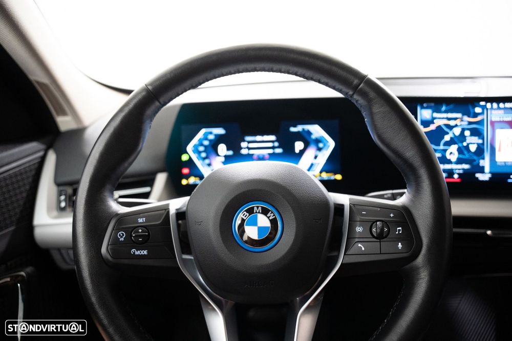 BMW X1 25 e xDrive Corporate Edition - 19