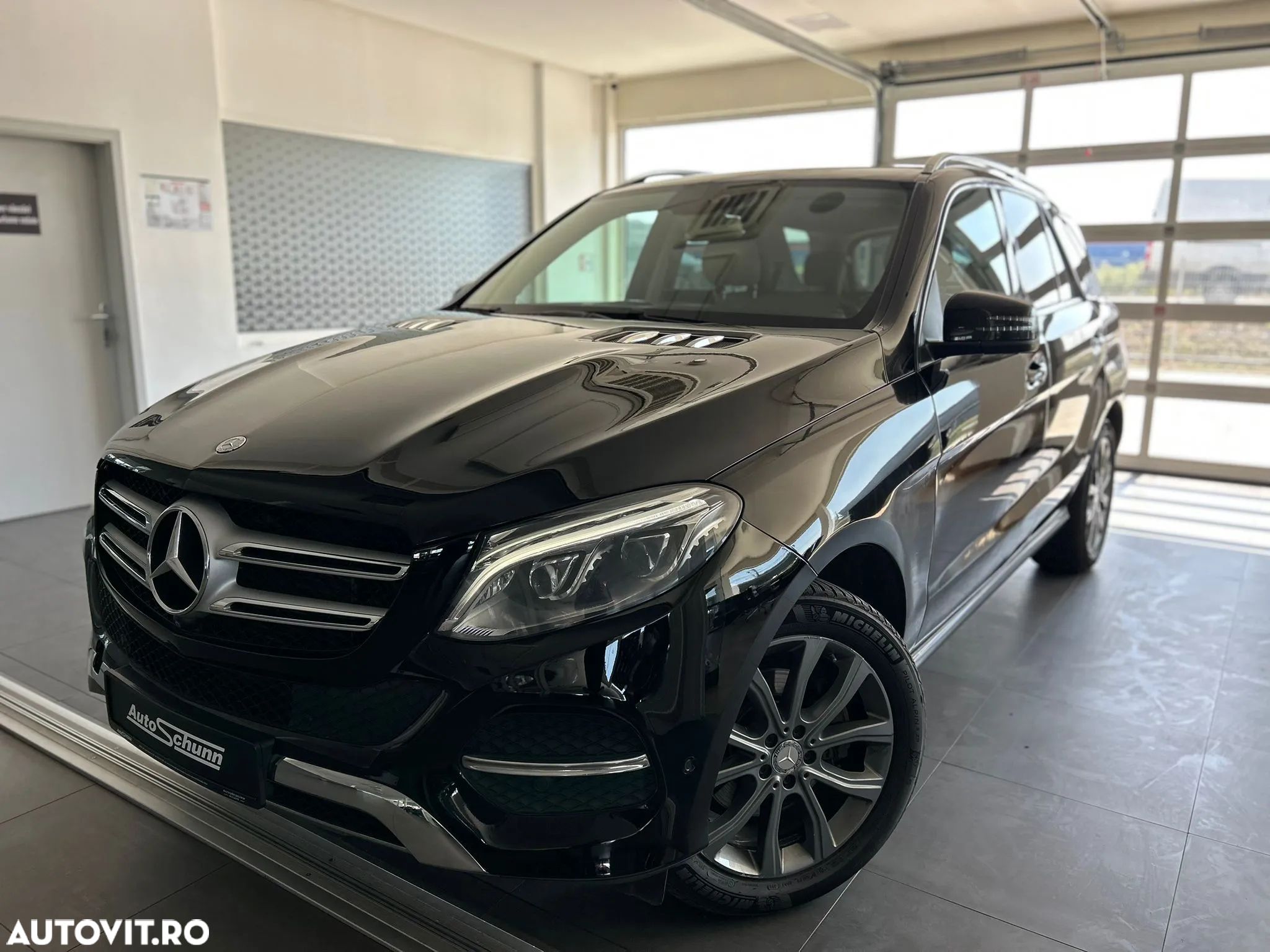 Mercedes-Benz GLE 350 d 4MATIC - 1