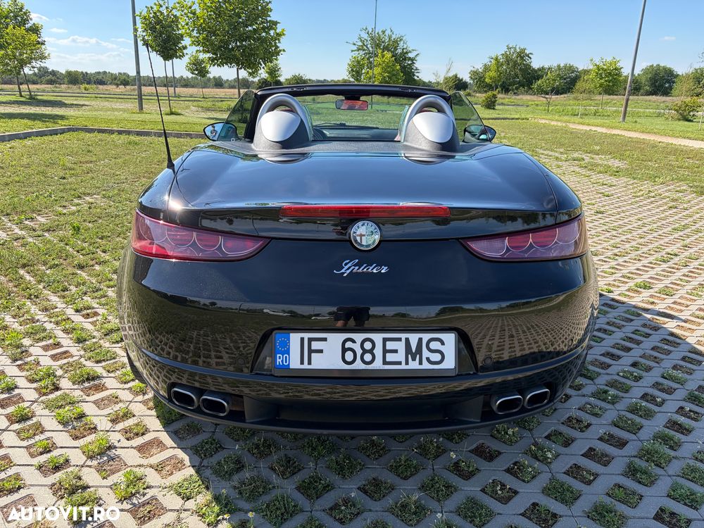 Alfa Romeo Spider 2.4 JTDM 20V DPF Aut. Italia Independent - 11