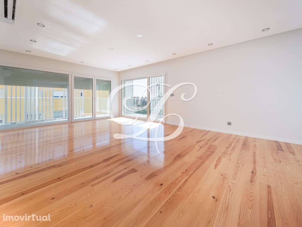 Apartamento T4 | Empreendimento São João Residences, Estoril - Grande imagem: 3/57