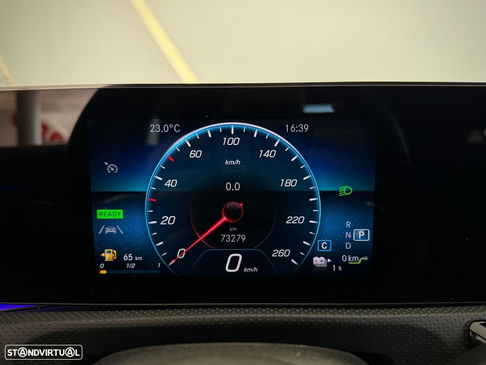 Mercedes-Benz A 250 e AMG Line - 17