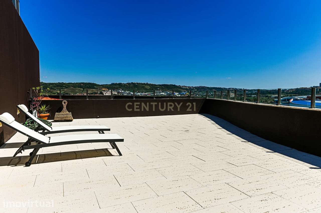 Penthouse | T4+1 | Terraço com Churrasco | Box | Infantado - Grande imagem: 3/36