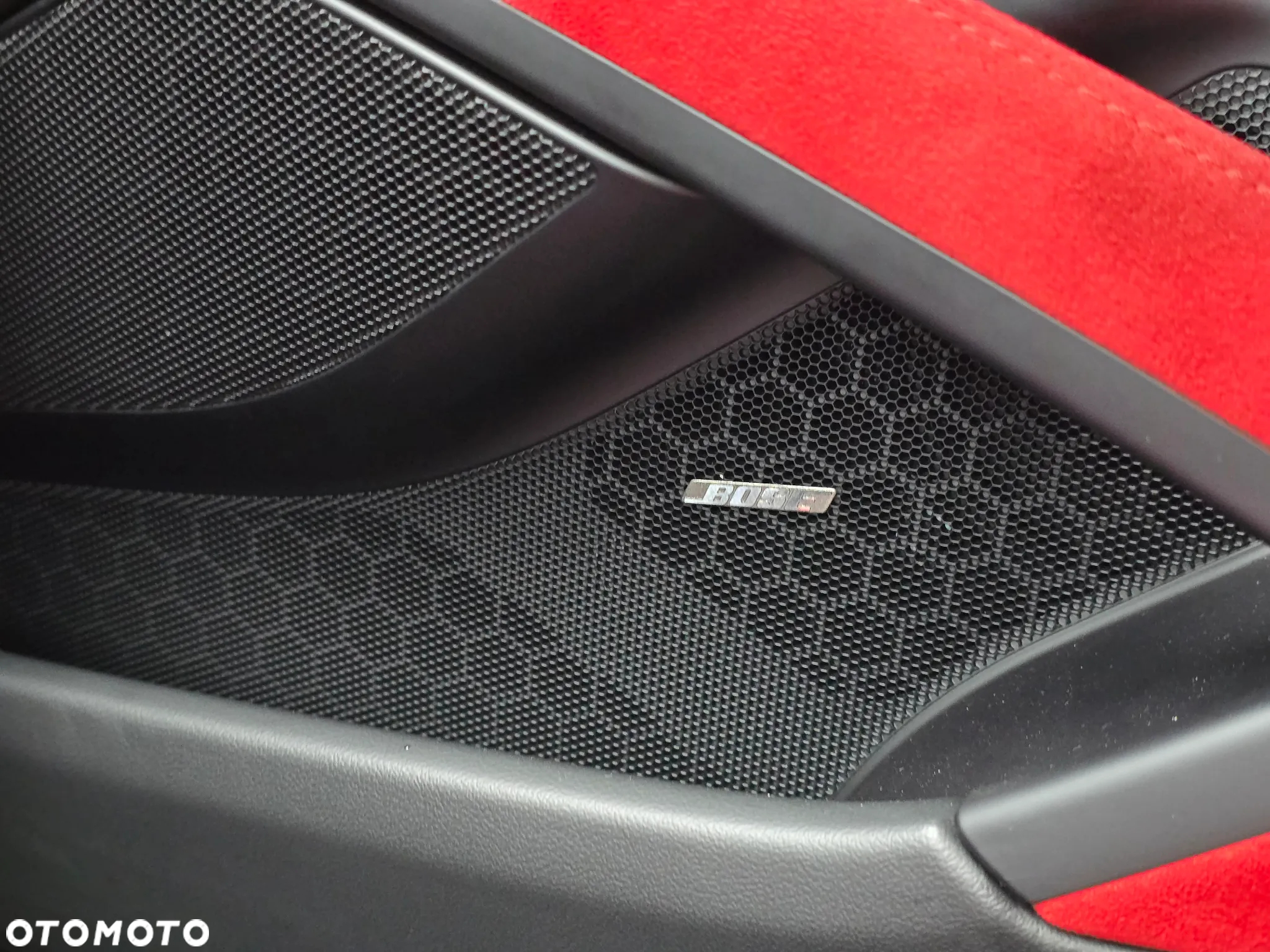 Porsche 911 GT2 RS - 26