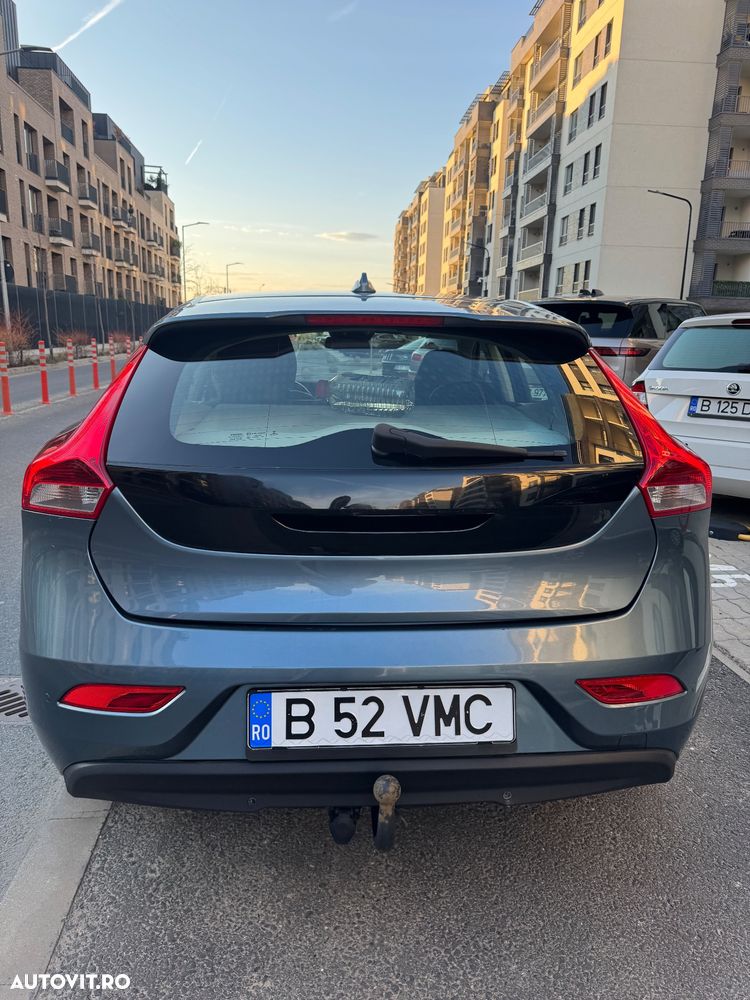 Volvo V40 D2 Summum - 6