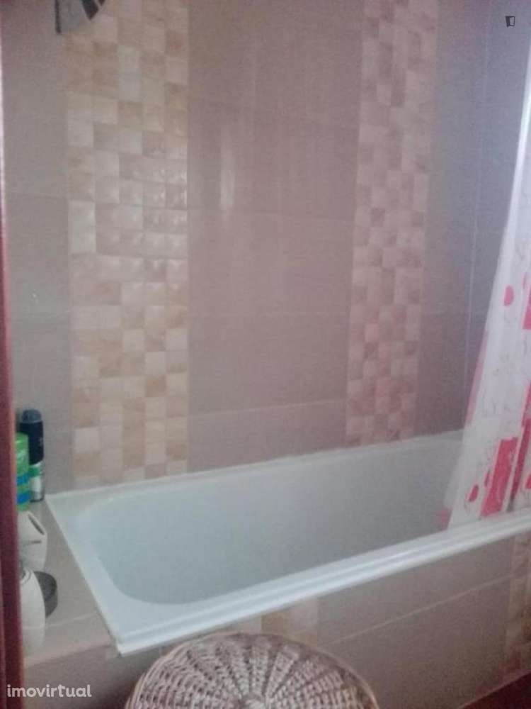 Apartamento com 2 quartos - localizado em Faro - Grande imagem: 3/7