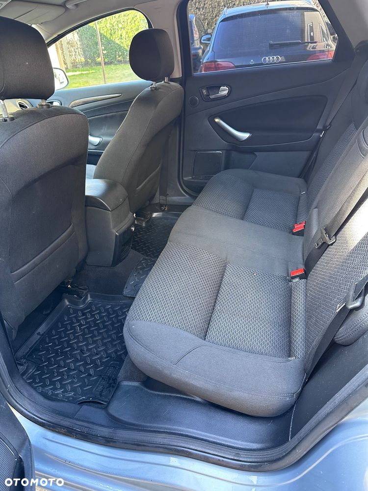 Ford Mondeo 2.0 TDCi Titanium - 26
