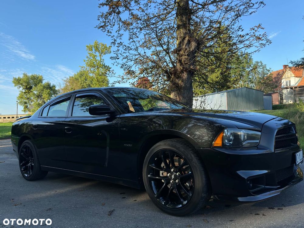 Dodge Charger - 4