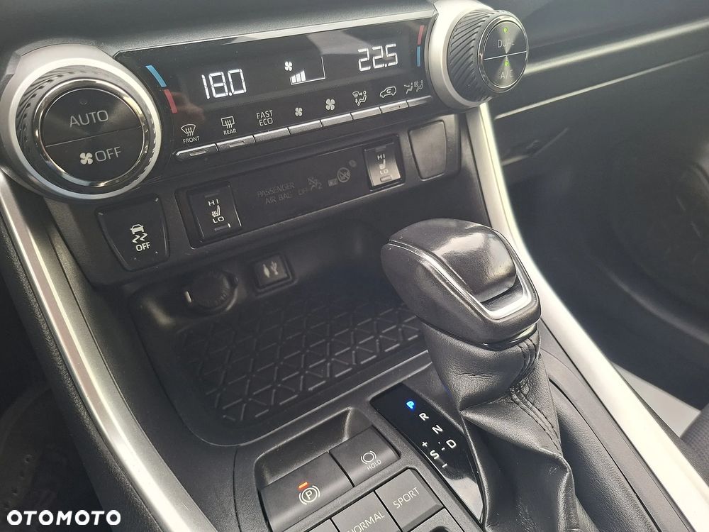 Toyota RAV4 - 20