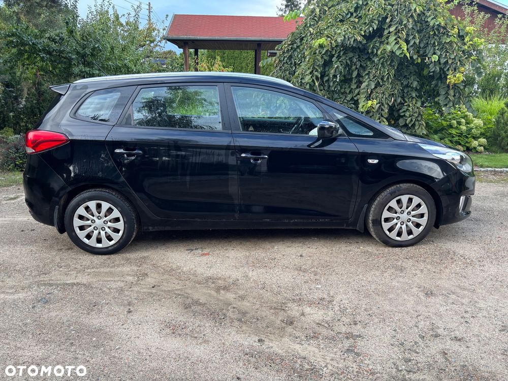 Kia Carens 1.7 CRDi M - 3