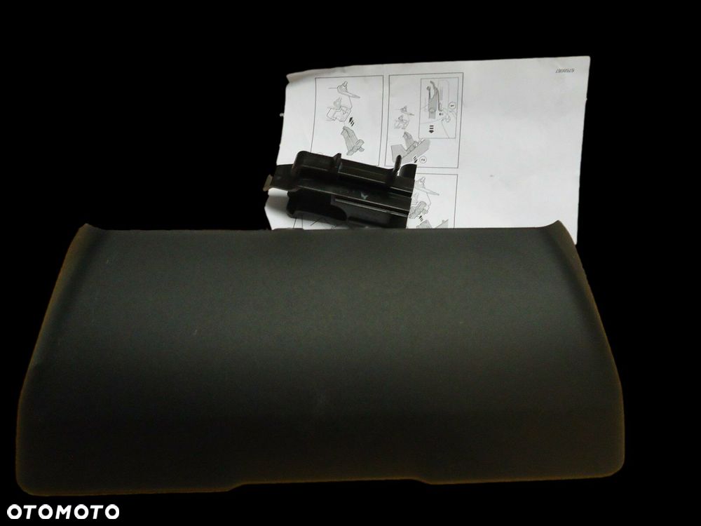 VOLVO XC70 zaslepka haka holowniczego odpinanego OE 31359618 - 1