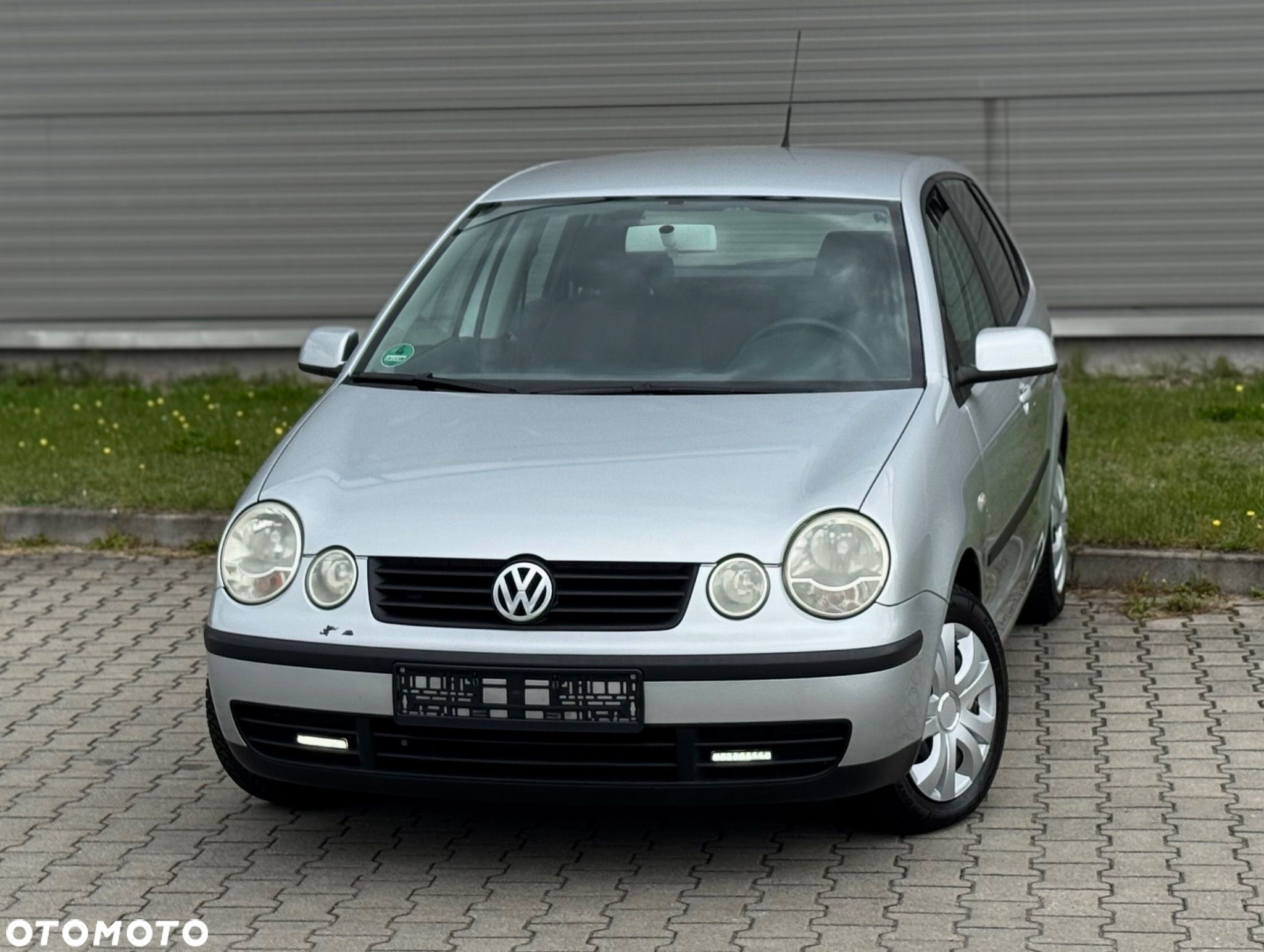 Volkswagen Polo 1.4 16V Comfortline - 1