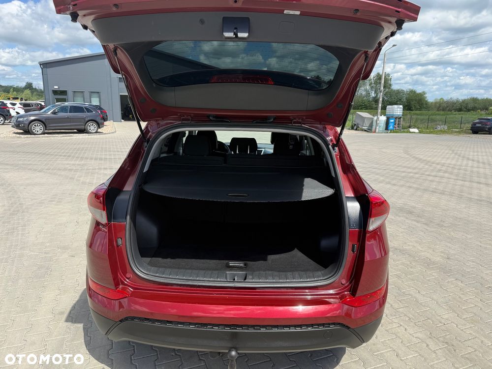 Hyundai Tucson 1.7 CRDI BlueDrive Classic 2WD - 12