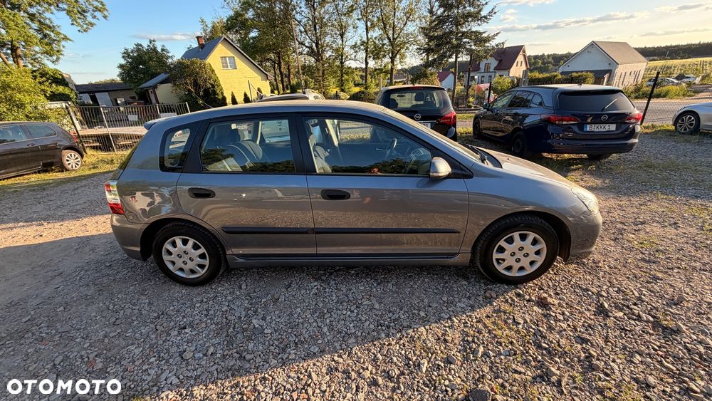 Honda Civic 1.4i Extra Edition - 21