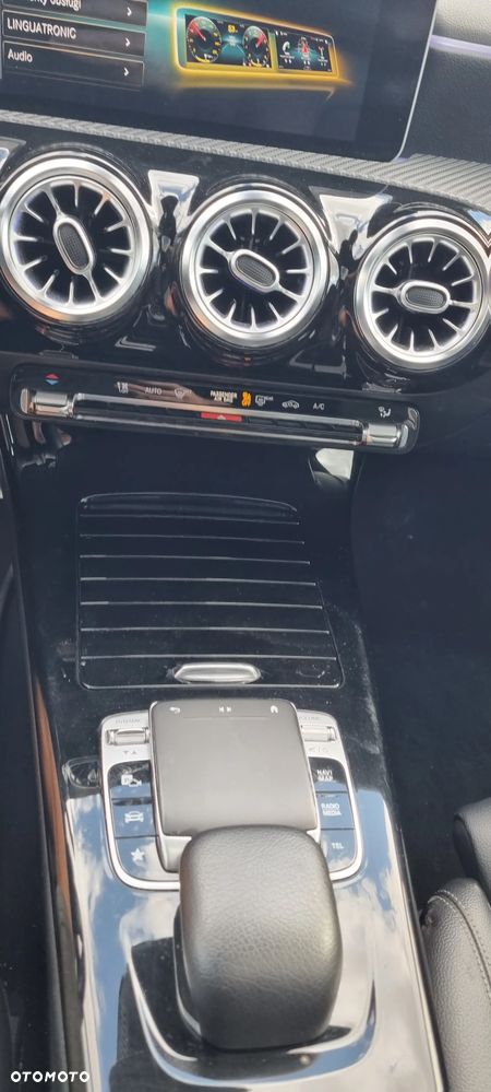 Mercedes-Benz Klasa A 180 d 7G-DCT AMG Line - 10