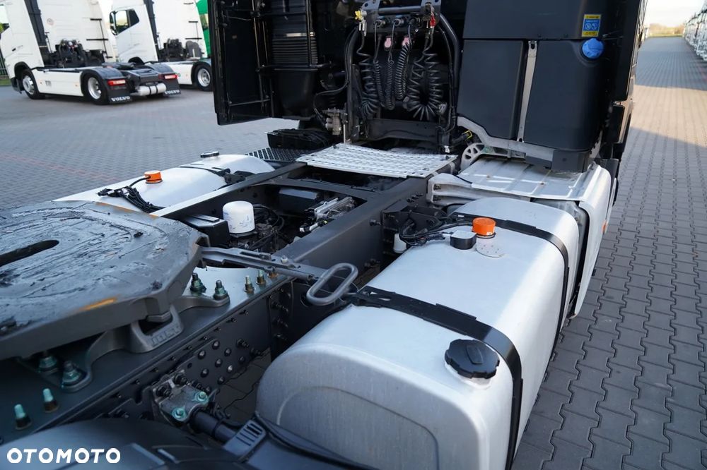 Volvo FH 460 / KLIMATYZACJA POSTOJOWA  / I SAVE / 2023R - 17