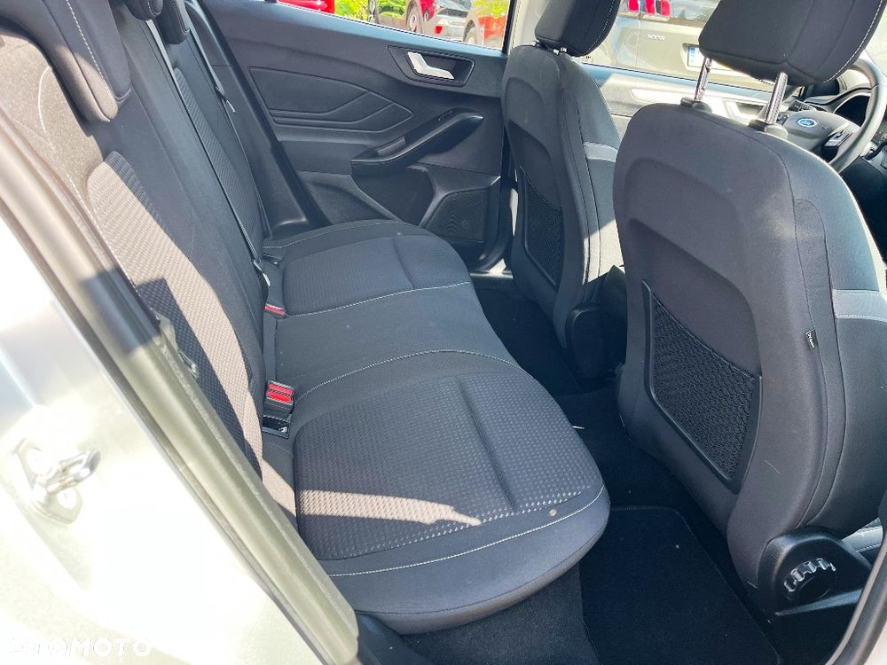 Ford Focus SW 1.5 EcoBlue SCR Titanium - 6