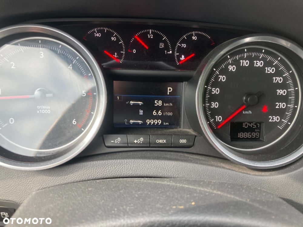 Peugeot 508 BlueHDi FAP 180 Automatik Stop&Start Allure - 23