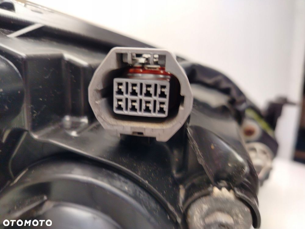 mazda 2 de 2011r reflektor lampa lewy przód lewa przednia soczewka - 13