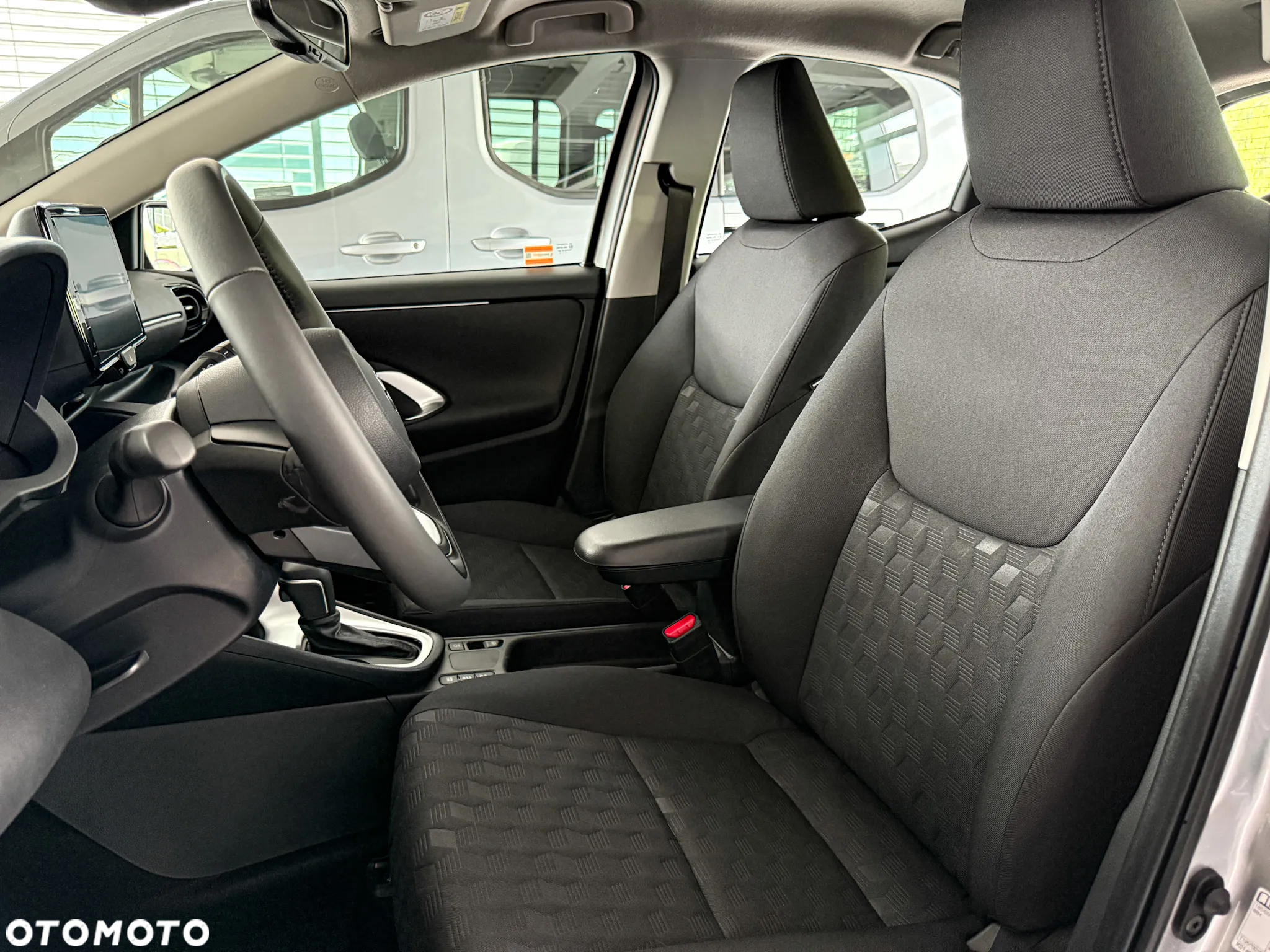 Toyota Yaris Hybrid 1.5 Comfort - 11