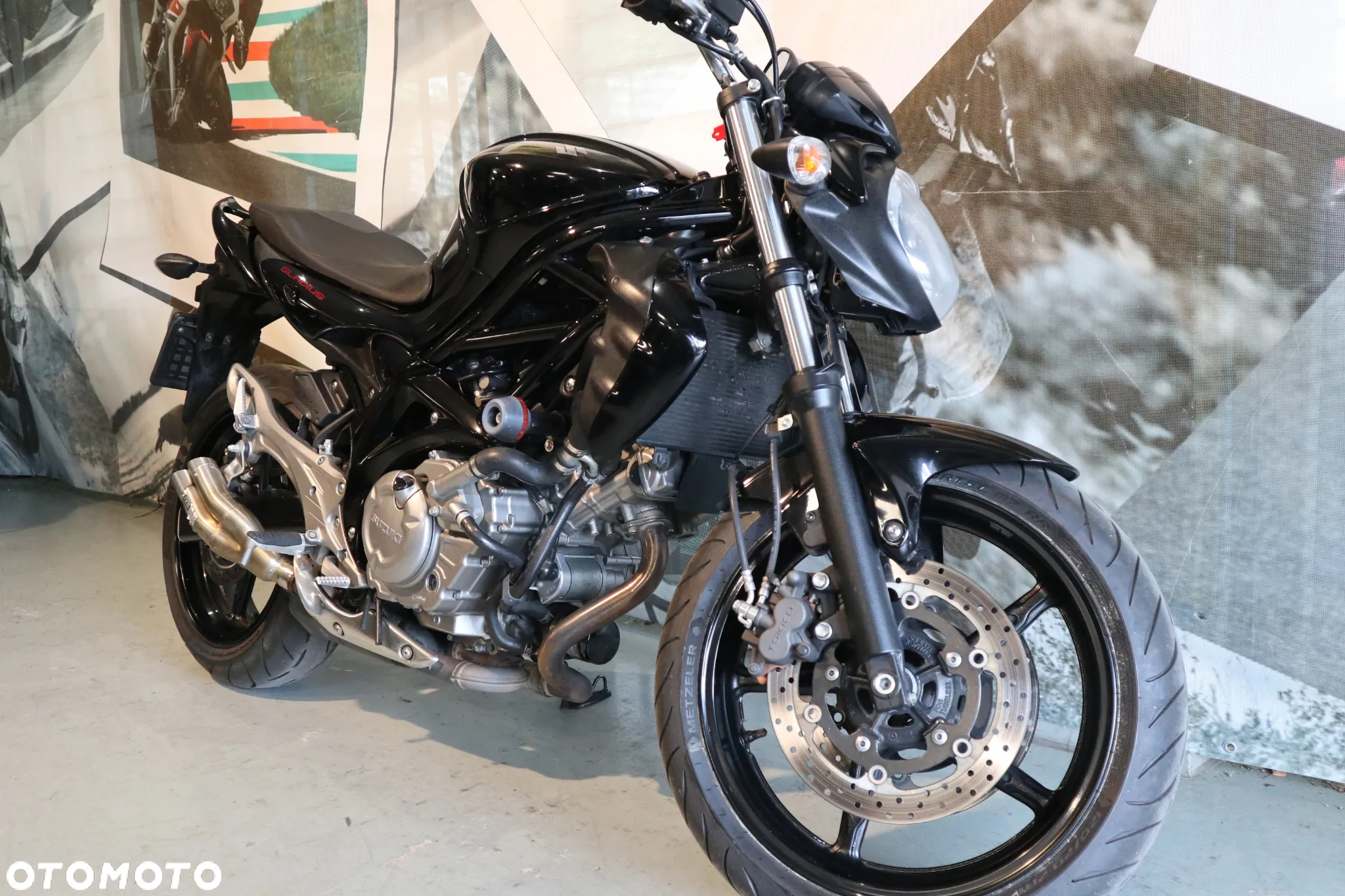 Suzuki Gladius - 11