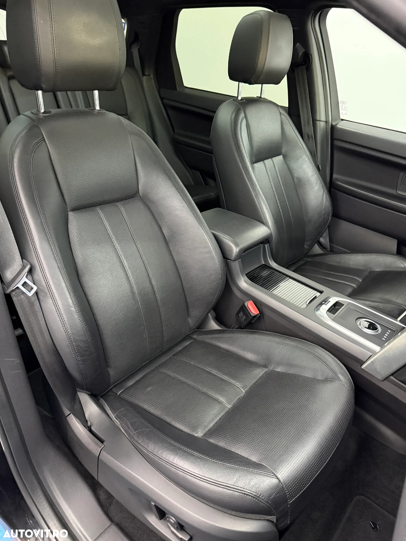 Land Rover Discovery Sport 2.0 l TD4 HSE Aut. - 11