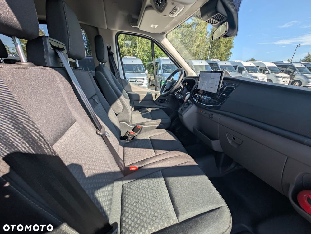 Ford Transit - 24