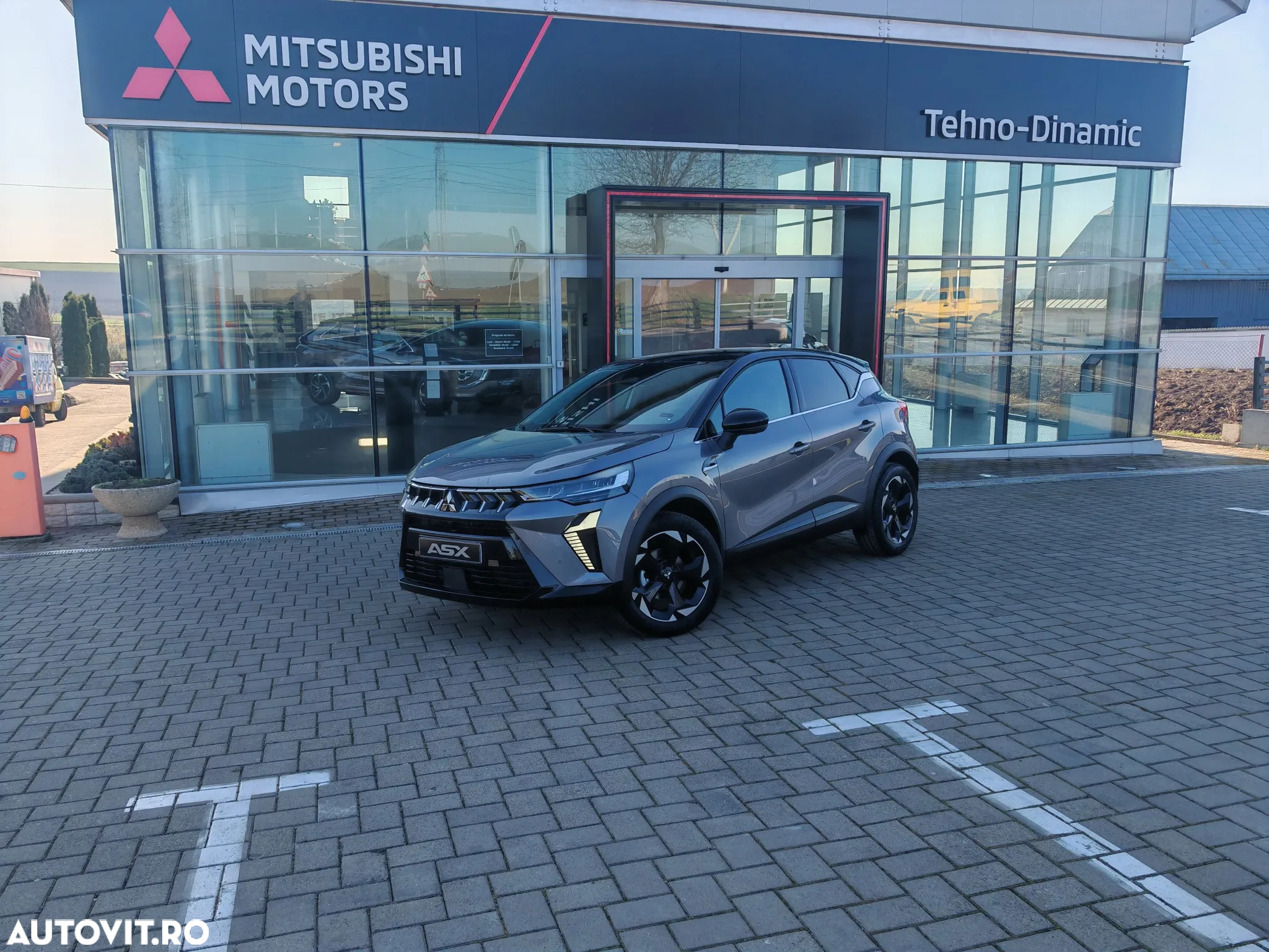Mitsubishi ASX - 3