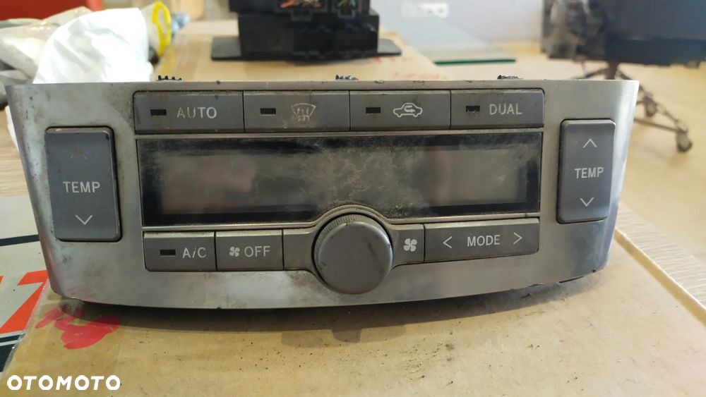 TOYOTA AVENSIS T25 06 R PANEL NAWIEWU KLIMATYZACJI - 2