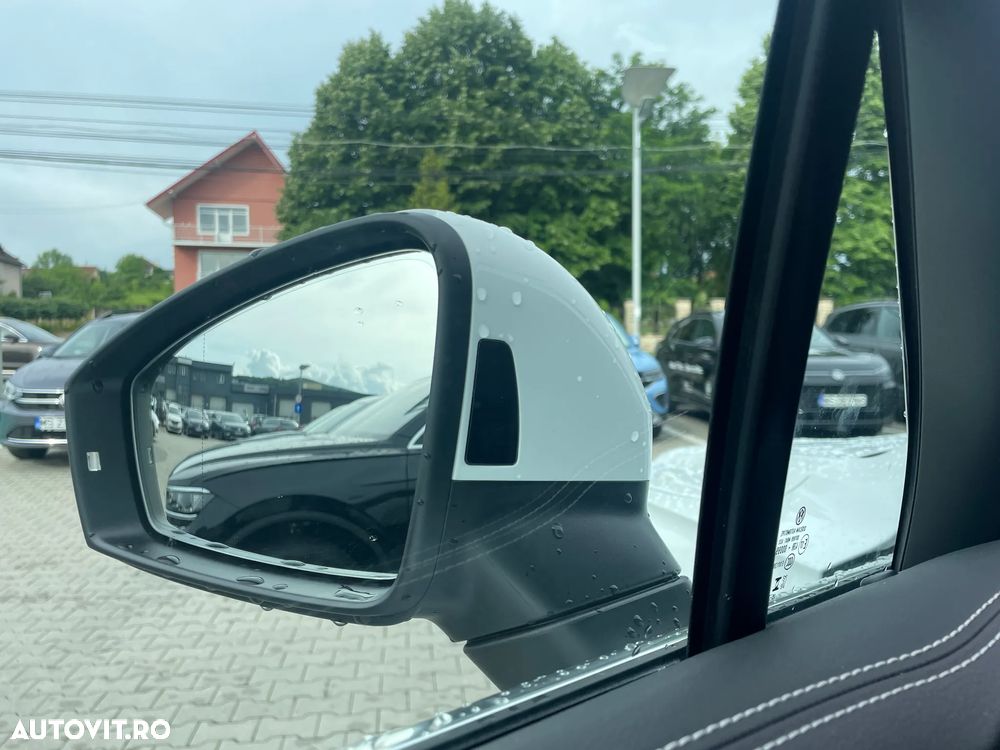 Volkswagen Touareg V6 TDI 4MOTION Elegance - 9