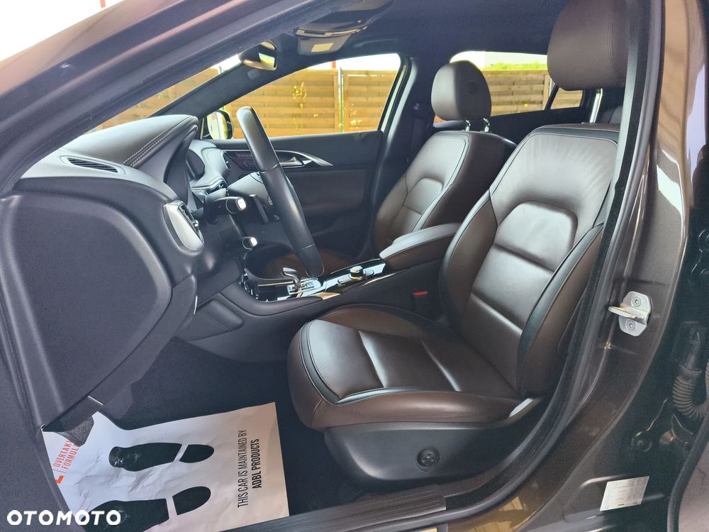 Infiniti QX30 2.2d Premium Tech AWD 7DCT - 13