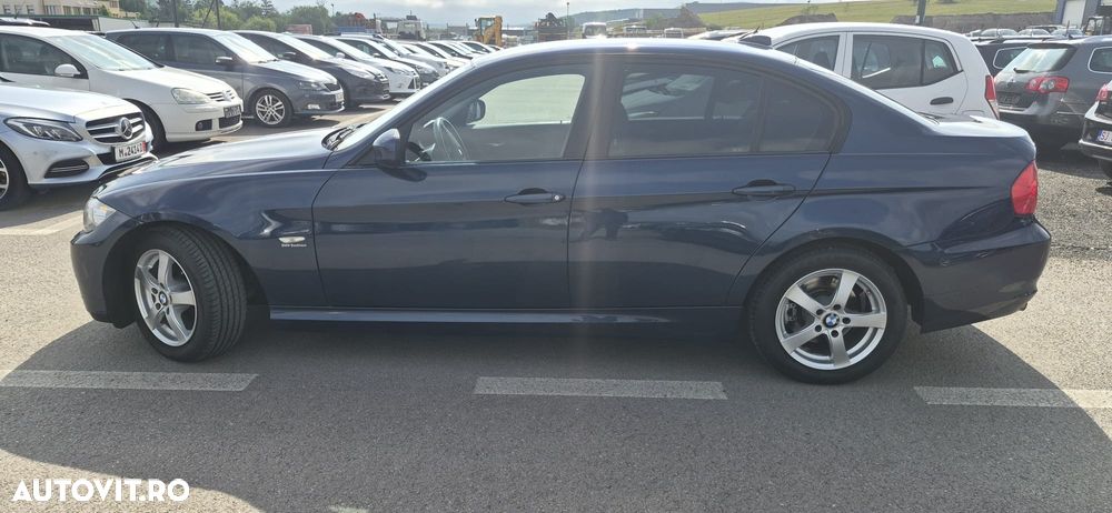 BMW Seria 3 320d DPF Aut. - 9
