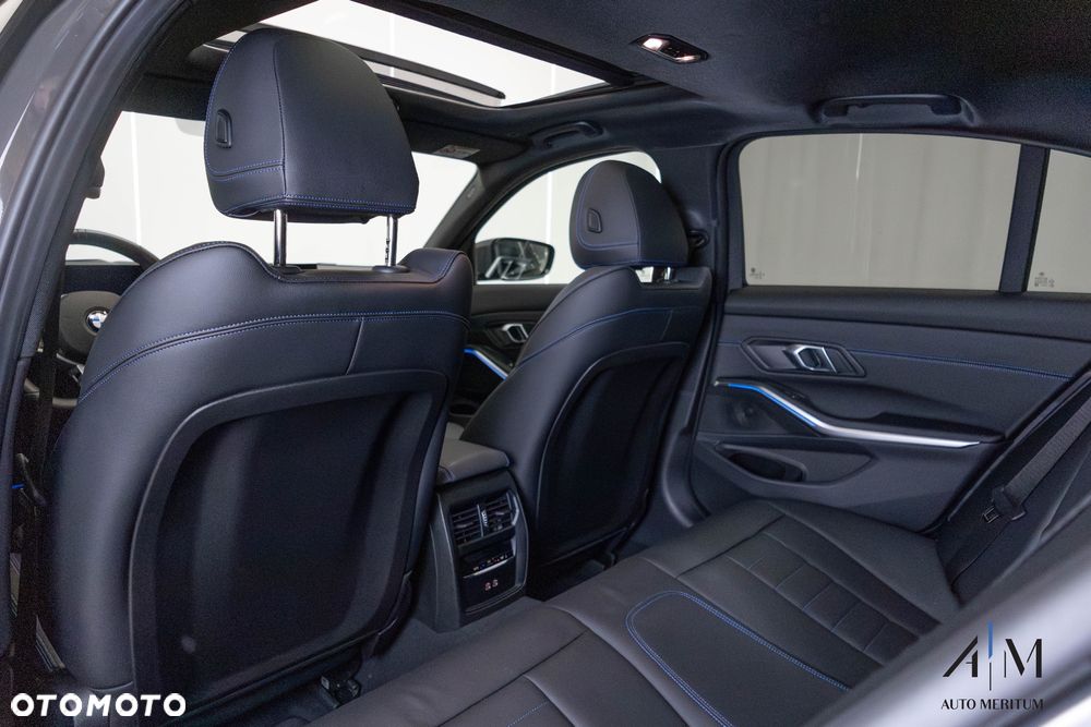BMW Seria 3 - 21