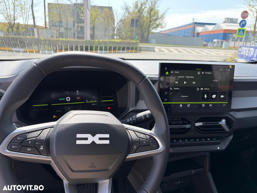 Dacia Duster HEV 140 Journey - 14