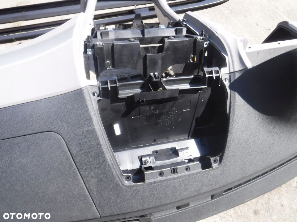 Bmw X3 E83 Lift deska konsola pulpit pod navi - 4