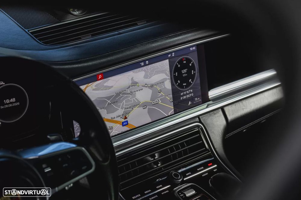Porsche Panamera 4 E-Hybrid - 19
