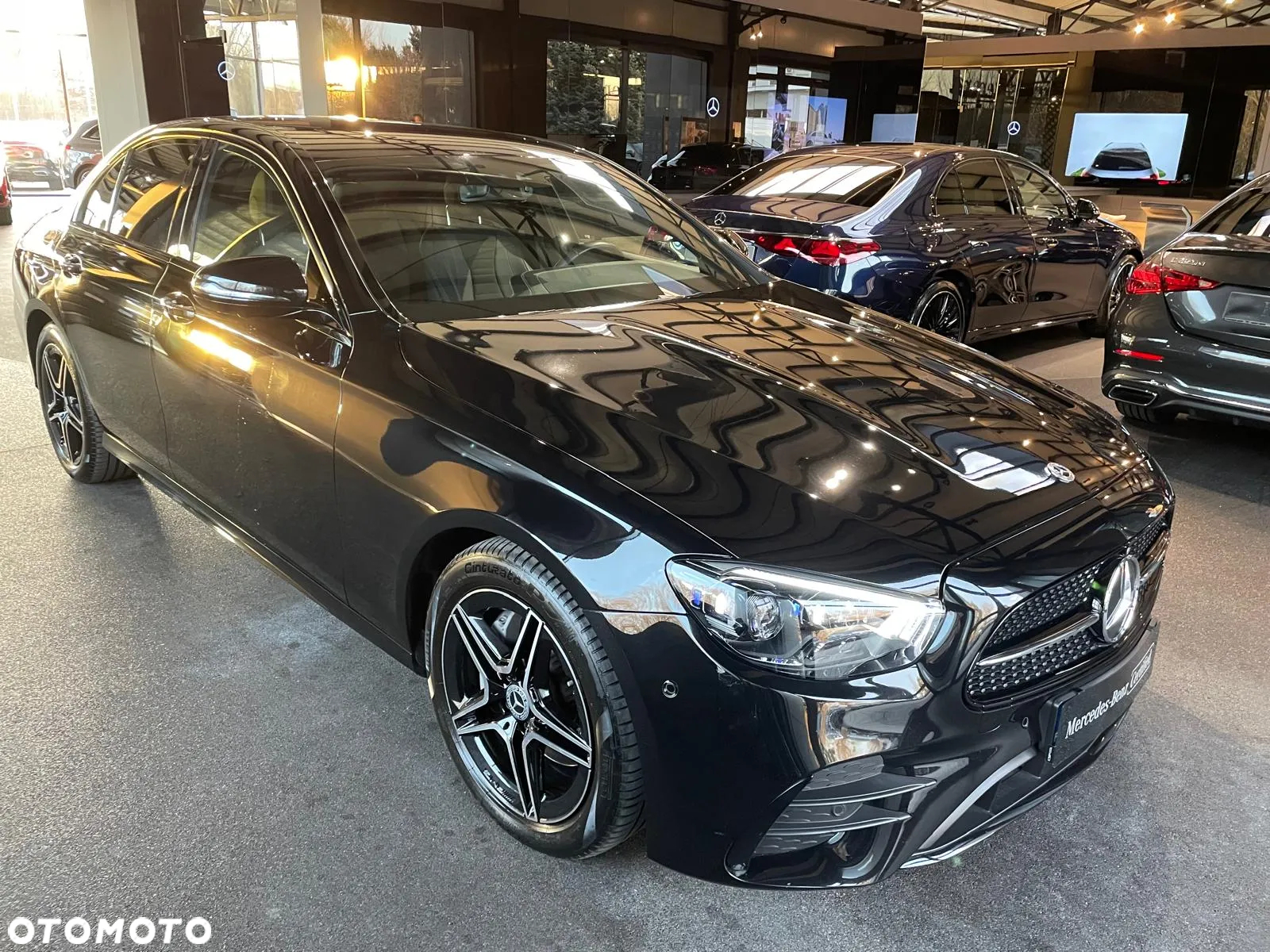 Mercedes-Benz Klasa E 220 d 4-Matic AMG - 4