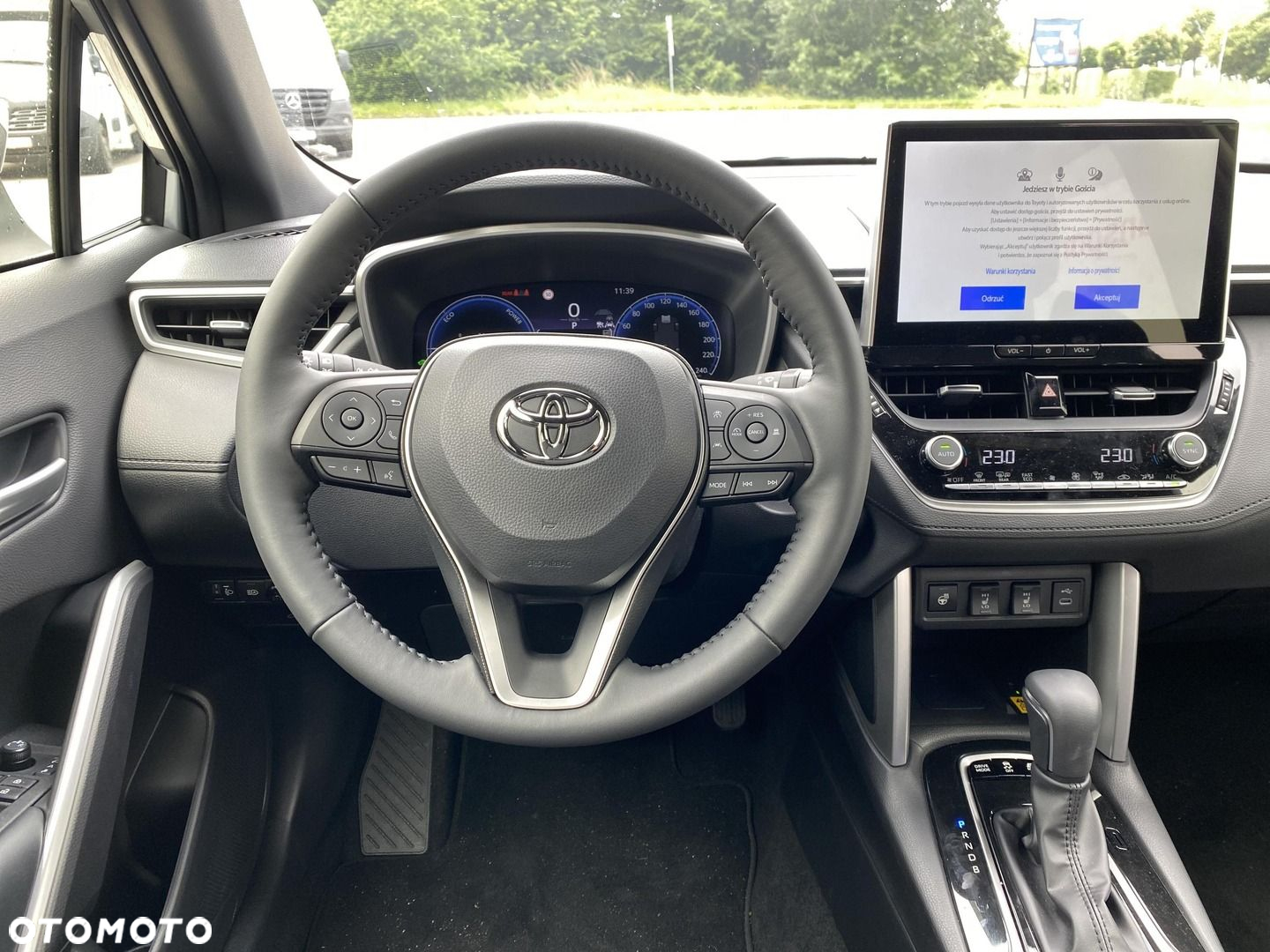 Toyota Corolla Cross - 17