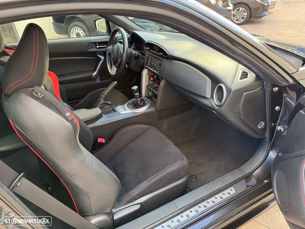 Toyota GT86 2.0D-4S Black Touch Edition - 16