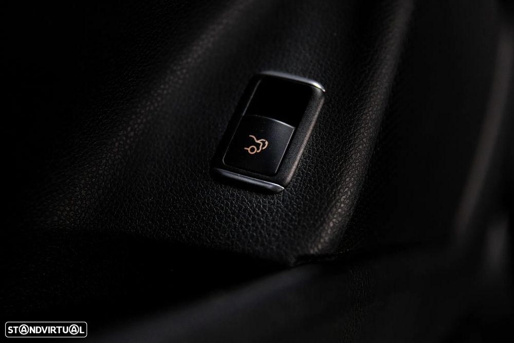 Mercedes-Benz CLA 200 - 14