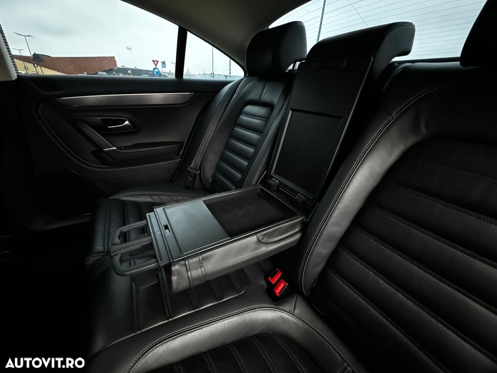 Volkswagen Passat Variant 2.0 TDI 4Motion DSG BlueMotion Tech Exclusive - 6