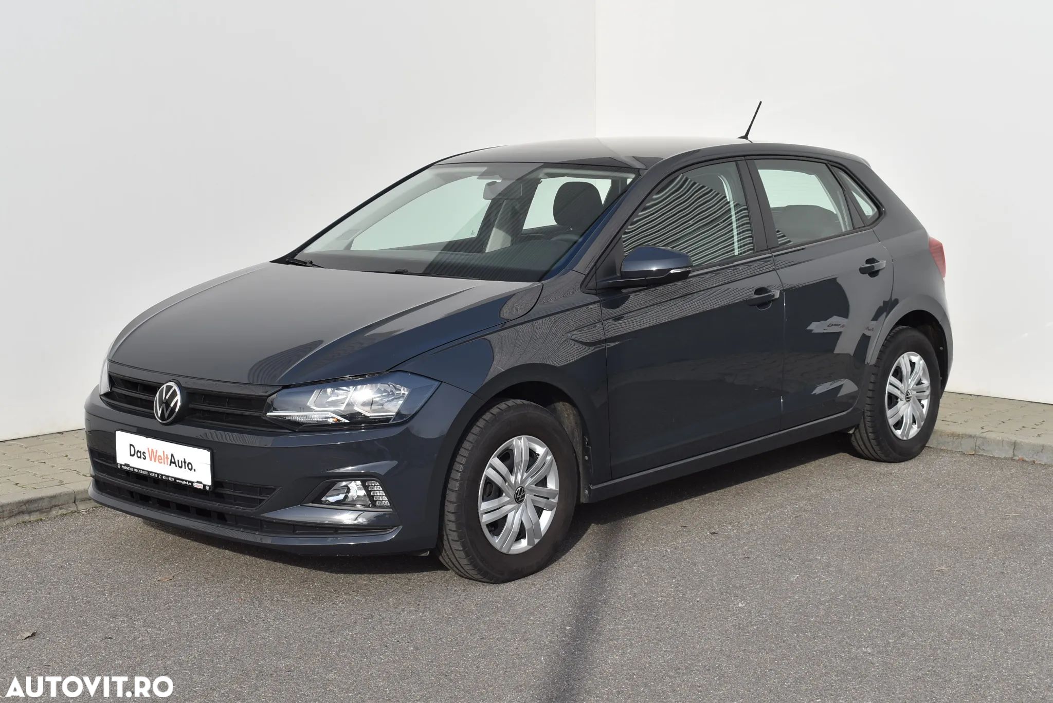 Volkswagen Polo 1.0 Trendline - 1